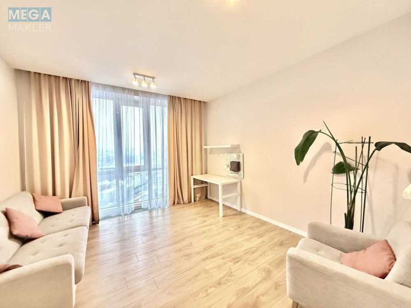 Оренда 2 кімнатної квартири, <a class="location-link" href="/kiev/" title="Недвижимость Київ">Київ</a>, <a class="location-link" href="/kiev/shevchenkovskij/" title="Недвижимость Шевченківський район">Шевченківський р-н</a>, Саксаганского ул., 37К (изображение 1)