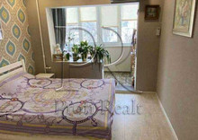 Продаж 2 кімнатної квартири (47/28/8), 3 пов. 9 пов. будинку