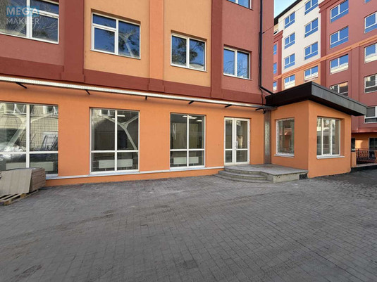 Оренда окремої будівлі/побудови, 86,20&nbsp;кв.м, <a class="location-link" href="/kiev/" title="Недвижимость Київ">Київ</a>, <a class="location-link" href="/kiev/shevchenkovskij/" title="Недвижимость Шевченківський район">Шевченківський р-н</a>, Глубочицкая ул., 17 (изображение 1)