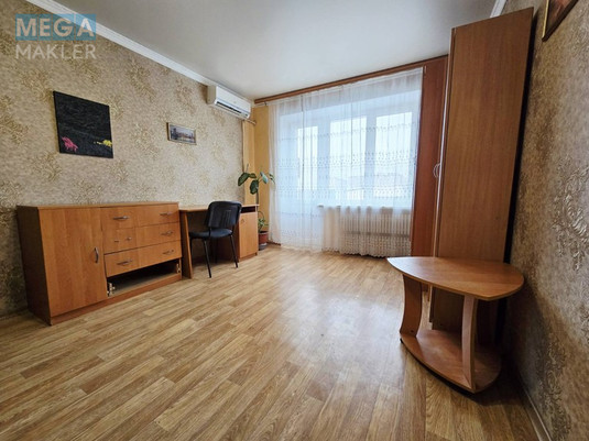 Продаж 1 кімнатної квартири (30/18/6), 9 пов. 9 пов. будинку, <a class="location-link" href="/dnepropetrovsk/" title="Недвижимость Дніпра">Дніпро</a>, <a class="location-link" href="/dnepropetrovsk/babushkinskij/" title="Недвижимость Бабушкінський район">Бабушкінський р-н</a>, Тополь-3 (изображение 1)