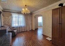 Продаж 3 кімнатної квартири (98/70/10), 10 пов. 10 пов. будинку