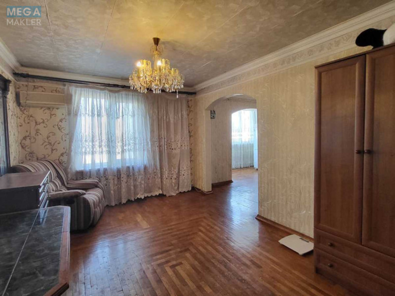 Продаж 3 кімнатної квартири (98/70/10), 10 пов. 10 пов. будинку, <a class="location-link" href="/kiev/" title="Недвижимость Київ">Київ</a>, <a class="location-link" href="/kiev/darnickij/" title="Недвижимость Дарницький район">Дарницький р-н</a>, Бориса Гмирі вул., 5 (изображение 1)
