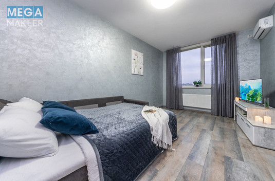 Продаж 1 кімнатної квартири (39/15/10), 11 пов. 25 пов. будинку, <a class="location-link" href="/kiev/" title="Недвижимость Київ">Київ</a>, <a class="location-link" href="/kiev/podolskij/" title="Недвижимость Подільський район">Подільський р-н</a>, Проспект Європейського союзу, 41д ( <img src="https://megamakler.com.ua/metro/ff0000.gif" alt="" class="metro" /> м. Нивки, 10 ) (изображение 1)