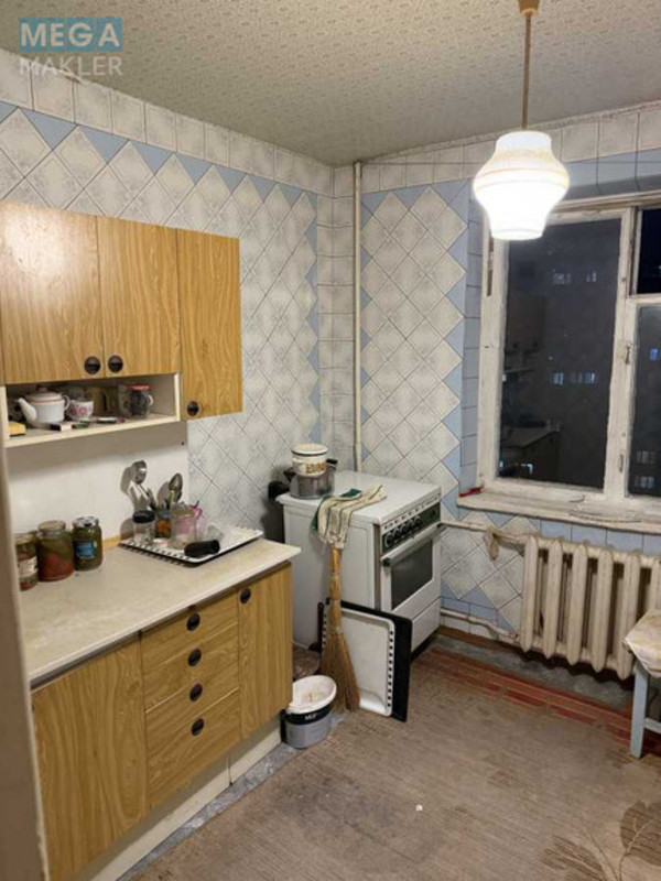 Оренда 2 кімнатної квартири, <a class="location-link" href="/dnepropetrovsk/" title="Недвижимость Дніпра">Дніпро</a>, Тополь 3, 56 (изображение 1)