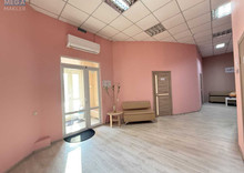 Оренда окремої будівлі/побудови, 153&nbsp;кв.м