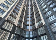 Продаж 2 кімнатної квартири (53/26/18), 21 пов. 24 пов. будинку