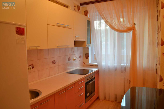 Оренда 2 кімнатної квартири, <a class="location-link" href="/kiev/" title="Недвижимость Київ">Київ</a>, <a class="location-link" href="/kiev/podolskij/" title="Недвижимость Подільський район">Подільський р-н</a>, Натальи Ужвий ул., 12 (изображение 1)