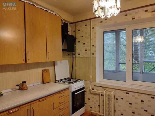 Оренда 1 кімнатної квартири, <a class="location-link" href="/kiev/" title="Недвижимость Київ">Київ</a>, <a class="location-link" href="/kiev/desnyanskij/" title="Недвижимость Деснянський район">Деснянський р-н</a>, Братиславская ул., 38 (изображение 1)