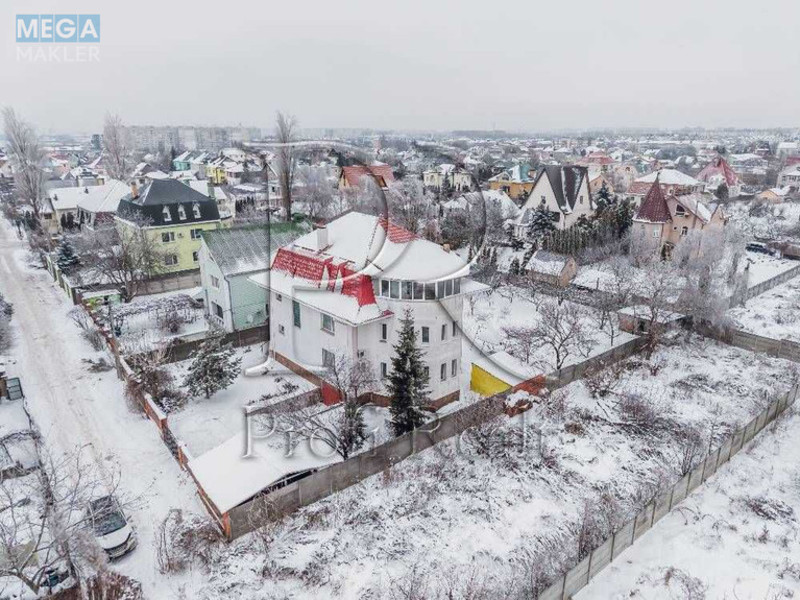 Продаж дома, 2&nbsp;поверху, 497&nbsp;кв.м, 9&nbsp;кімнат, ділянка 13&nbsp;соток, <a class="location-link" href="/petrovskoe-selo-kv-kievo-svyatoshinskij-rajon/" title="Недвижимость Петрівське">Петрівське</a>, Ярослава Мудрого вулиця (изображение 1)