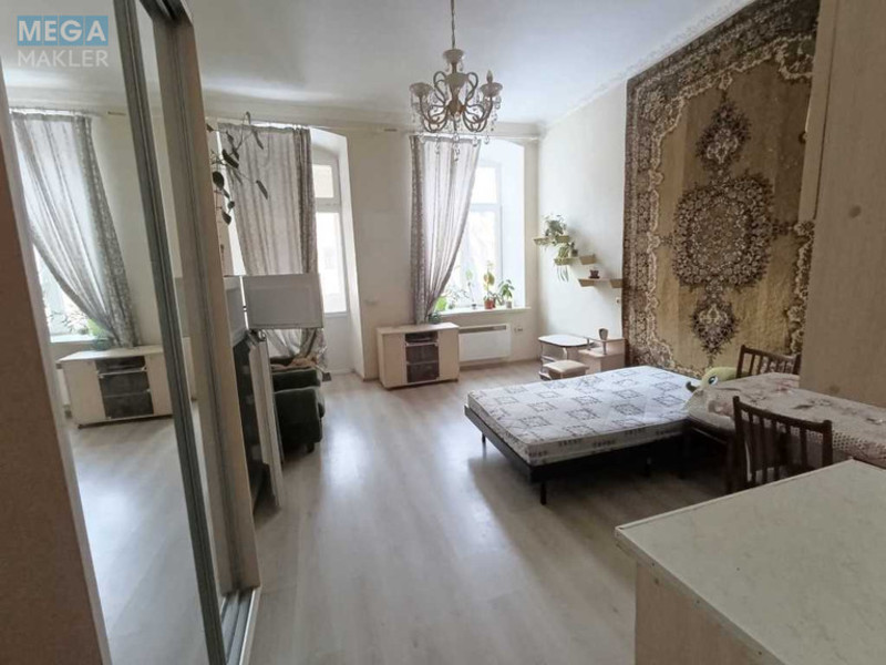 Оренда кімнати (підселення), <a class="location-link" href="/odessa/" title="Недвижимость Одеса">Одеса</a>, <a class="location-link" href="/odessa/primorskij/" title="Недвижимость Приморський район">Приморський р-н</a>, Садовая, 18 (изображение 1)