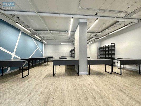 Оренда комерційної нерухомості, 152&nbsp;кв.м, под офис, <a class="location-link" href="/kiev/" title="Недвижимость Київ">Київ</a>, <a class="location-link" href="/kiev/shevchenkovskij/" title="Недвижимость Шевченківський район">Шевченківський р-н</a>, Глибочицька вул., 32б (изображение 1)