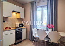 Продаж 1 кімнатної квартири (31/11,8/9,2), 1 пов. 15 пов. будинку