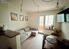 Продаж 2 кімнатної квартири (71/36/18), 3 пов. 24 пов. будинку