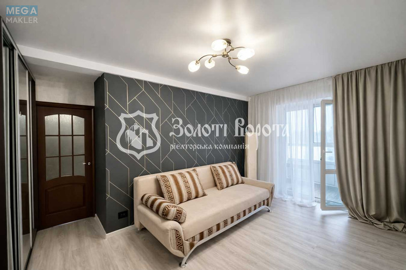 Продаж 3 кімнатної квартири (60,2/40/7), 9 пов. 9 пов. будинку, <a class="location-link" href="/kiev/" title="Недвижимость Київ">Київ</a>, <a class="location-link" href="/kiev/svyatoshinskij/" title="Недвижимость Святошинський район">Святошинський р-н</a>, Зодчих вул., 36 (изображение 1)