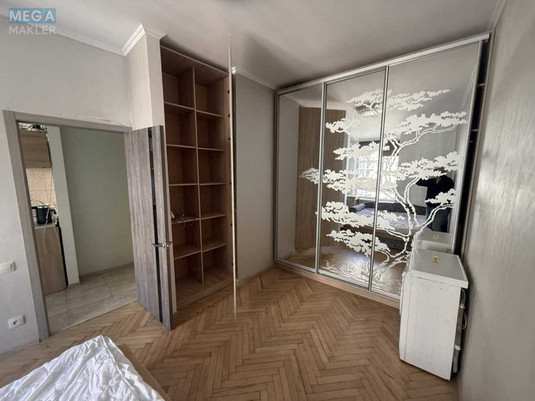 Оренда 1 кімнатної квартири, <a class="location-link" href="/odessa/" title="Недвижимость Одеса">Одеса</a>, <a class="location-link" href="/odessa/primorskij/" title="Недвижимость Приморський район">Приморський р-н</a>, Генуэзская, 3Б (изображение 1)