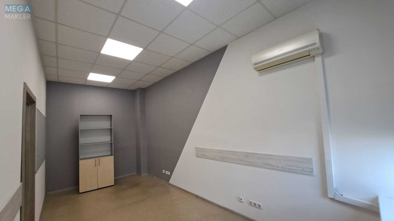 Оренда комерційної нерухомості, 70&nbsp;кв.м, под офис, <a class="location-link" href="/kiev/" title="Недвижимость Київ">Київ</a>, <a class="location-link" href="/kiev/dneprovskij/" title="Недвижимость Дніпровський район">Дніпровський р-н</a>, Евгения Сверстюка ул., 11б (изображение 1)