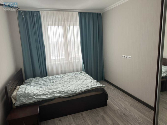 Оренда 2 кімнатної квартири, <a class="location-link" href="/kiev/" title="Недвижимость Київ">Київ</a>, <a class="location-link" href="/kiev/solomenskij/" title="Недвижимость Солом'янський район">Солом'янський р-н</a>, Новопольова вул., 2 (изображение 1)