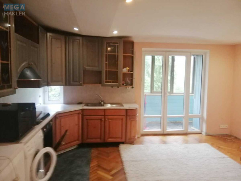 Оренда 2 кімнатної квартири, <a class="location-link" href="/kiev/" title="Недвижимость Київ">Київ</a>, <a class="location-link" href="/kiev/pecherskij/" title="Недвижимость Печерський район">Печерський р-н</a>, Лесі Українки бульв., 28 (изображение 1)