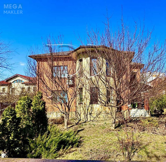 Продаж дома, 2&nbsp;поверху, 233&nbsp;кв.м, 5&nbsp;кімнат, ділянка 9&nbsp;соток, <a class="location-link" href="/kiev/" title="Недвижимость Київ">Київ</a>, <a class="location-link" href="/kiev/podolskij/" title="Недвижимость Подільський район">Подільський р-н</a>, Івана Виговського вул. (изображение 1)