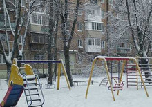 Продаж 2 кімнатної квартири (44/30/7), 1 пов. 5 пов. будинку