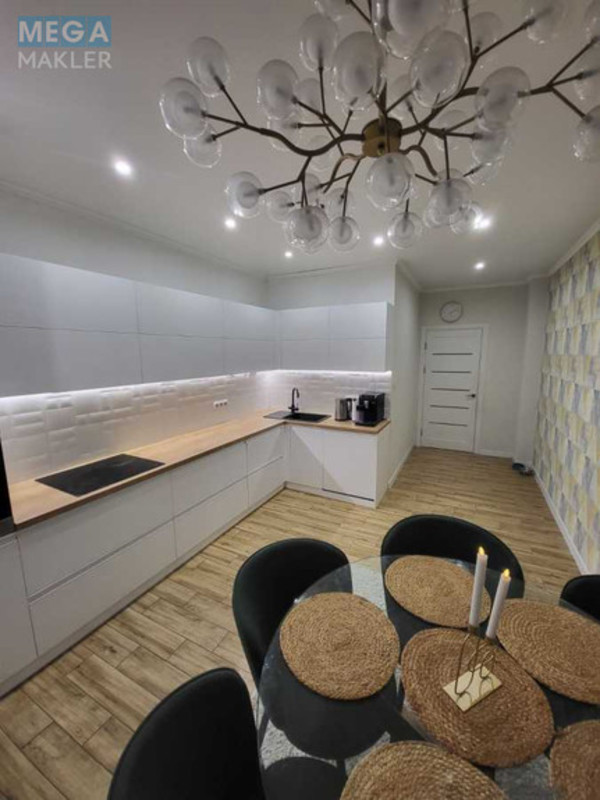 Продаж 3 кімнатної квартири (120/75/20), 11 пов. 15 пов. будинку, <a class="location-link" href="/brovary/" title="Недвижимость Бровари">Бровари</a>, Симона Петлюри, 11Г (изображение 1)