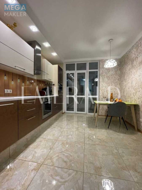 Продаж 3 кімнатної квартири (101,7/61,1/12,5), 18 пов. 20 пов. будинку, <a class="location-link" href="/kiev/" title="Недвижимость Київ">Київ</a>, <a class="location-link" href="/kiev/solomenskij/" title="Недвижимость Солом'янський район">Солом'янський р-н</a>, Вадима Гетьмана ул., 30Б (изображение 1)