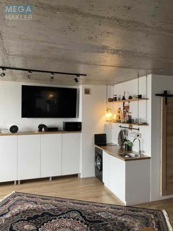 Оренда 1 кімнатної квартири, <a class="location-link" href="/brovary/" title="Недвижимость Бровари">Бровари</a>, Симоненка, 111 (изображение 1)