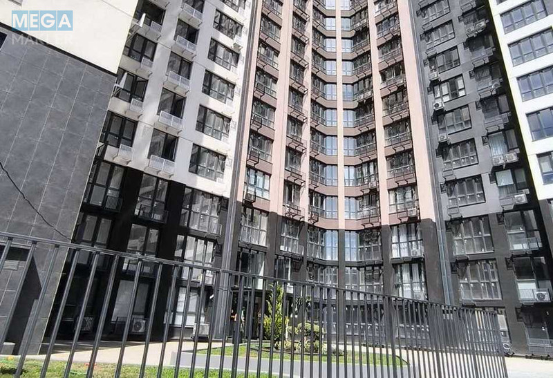 Продаж 3 кімнатної квартири (99/42/12), 13 пов. 24 пов. будинку, <a class="location-link" href="/odessa/" title="Недвижимость Одеса">Одеса</a>, <a class="location-link" href="/odessa/primorskij/" title="Недвижимость Приморський район">Приморський р-н</a>, Ивана Франка, 40 (изображение 1)