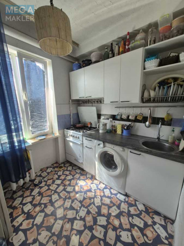 Продаж 1 кімнатної квартири (30/17/6), 5 пов. 5 пов. будинку, <a class="location-link" href="/kiev/" title="Недвижимость Київ">Київ</a>, <a class="location-link" href="/kiev/dneprovskij/" title="Недвижимость Дніпровський район">Дніпровський р-н</a>, Соборності просп., 16а (изображение 1)