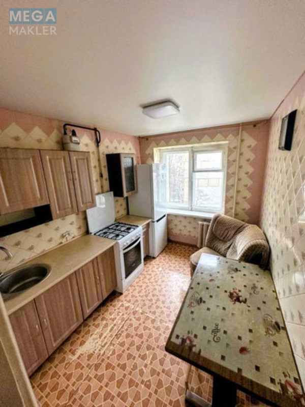 Оренда 3 кімнатної квартири, <a class="location-link" href="/odessa/" title="Недвижимость Одеса">Одеса</a>, <a class="location-link" href="/odessa/kievskij/" title="Недвижимость Київський район">Київський р-н</a>, Небесной Сотни, 10 (изображение 1)