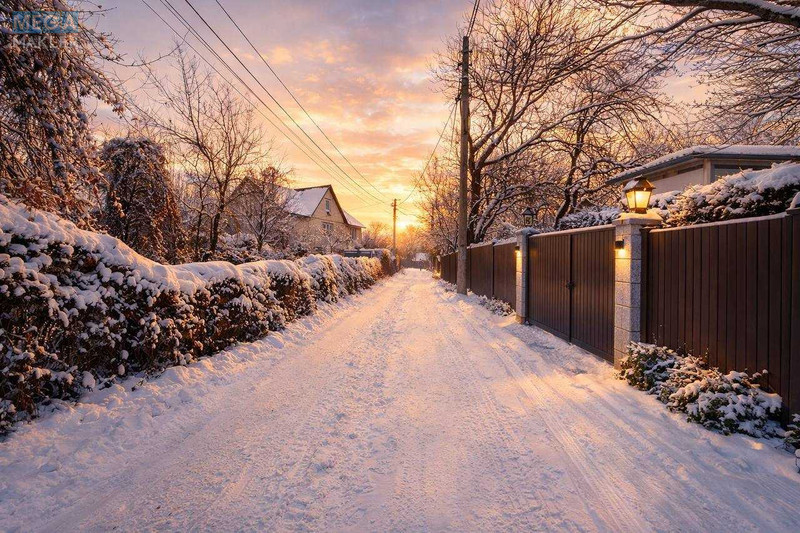 Продажа участка, 6&nbsp;соток, земля сельскохозяйственного назначения, <a class="location-link" href="/kiev/" title="Недвижимость Київ">Київ</a>, <a class="location-link" href="/kiev/podolskij/" title="Недвижимость Подільський район">Подільський р-н</a>, Кальвільна вул. (изображение 1)