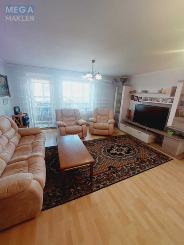 Оренда 3 кімнатної квартири, <a class="location-link" href="/kiev/" title="Недвижимость Київ">Київ</a>, <a class="location-link" href="/kiev/svyatoshinskij/" title="Недвижимость Святошинський район">Святошинський р-н</a>, Петра Чаадаева ул., 2Б (изображение 1)