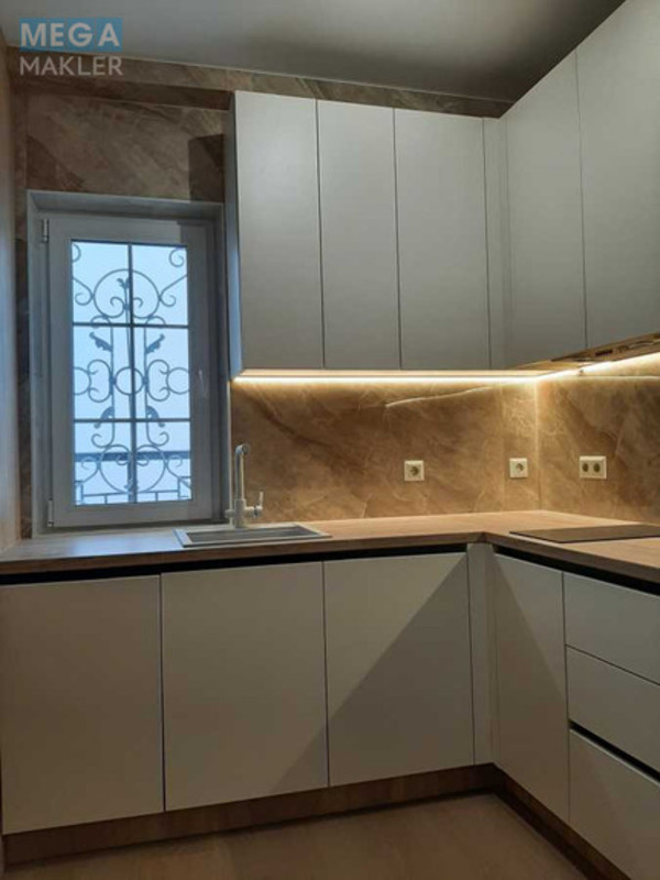 Оренда 1 кімнатної квартири, <a class="location-link" href="/kiev/" title="Недвижимость Київ">Київ</a>, <a class="location-link" href="/kiev/goloseevskij/" title="Недвижимость Голосіївський район">Голосіївський р-н</a>, Михаила Максимовича ул., 24 (изображение 1)