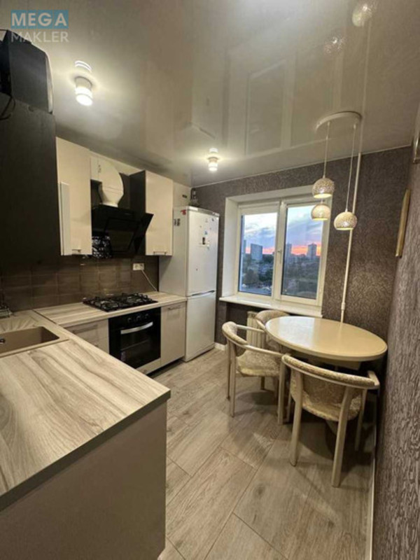 Продаж 2 кімнатної квартири (51/32/7), 9 пов. 9 пов. будинку, <a class="location-link" href="/brovary/" title="Недвижимость Бровари">Бровари</a>, Незалежності, 2 (изображение 1)