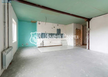 Продаж 2 кімнатної квартири (118,5/62/15), 2 пов. 3 пов. будинку