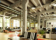 Оренда комерційної нерухомості, 600&nbsp;кв.м, под офис