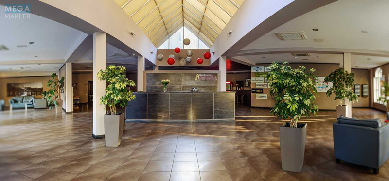 Оренда комерційної нерухомості, 600&nbsp;кв.м, под офис, <a class="location-link" href="/kiev/" title="Недвижимость Київ">Київ</a>, <a class="location-link" href="/kiev/solomenskij/" title="Недвижимость Солом'янський район">Солом'янський р-н</a>, Борщаговская ул. (изображение 1)