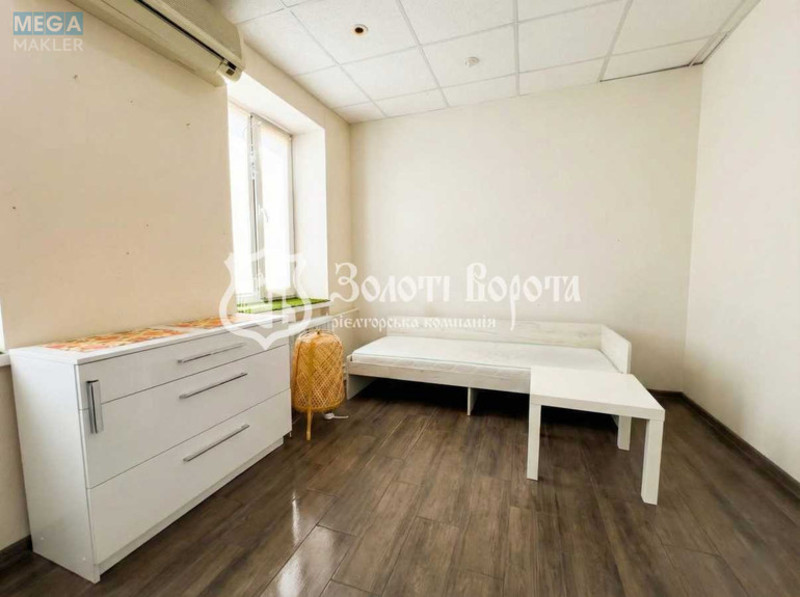 Продаж 1 кімнатної квартири (42/30/7), 1 пов. 5 пов. будинку, <a class="location-link" href="/kiev/" title="Недвижимость Київ">Київ</a>, <a class="location-link" href="/kiev/pecherskij/" title="Недвижимость Печерський район">Печерський р-н</a>, Чигоріна вул., 61 (изображение 1)