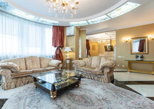 Продаж 4 кімнатної квартири (158/96/20), 7 пов. 25 пов. будинку