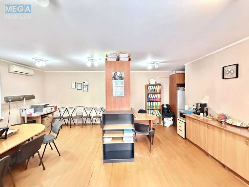 Продаж комерційної нерухомості, 43,90&nbsp;кв.м, под офис, <a class="location-link" href="/kiev/" title="Недвижимость Київ">Київ</a>, <a class="location-link" href="/kiev/pecherskij/" title="Недвижимость Печерський район">Печерський р-н</a>, Чигорина ул., 61А (изображение 1)