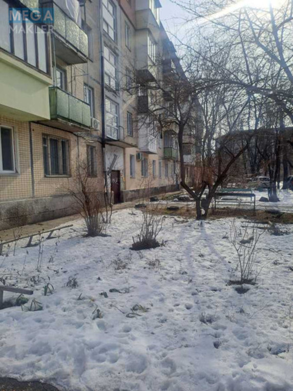 Продаж 2 кімнатної квартири (42/30/6), 1 пов. 5 пов. будинку, <a class="location-link" href="/kiev/" title="Недвижимость Київ">Київ</a>, <a class="location-link" href="/kiev/shevchenkovskij/" title="Недвижимость Шевченківський район">Шевченківський р-н</a>, Щусєва вул., 12 (изображение 1)