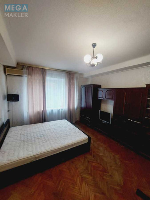 Оренда 2 кімнатної квартири, <a class="location-link" href="/kiev/" title="Недвижимость Київ">Київ</a>, <a class="location-link" href="/kiev/pecherskij/" title="Недвижимость Печерський район">Печерський р-н</a>, Академика Филатова ул., 1/22 (изображение 1)