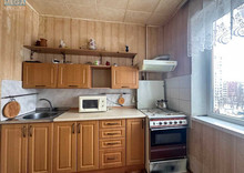 Продаж 3 кімнатної квартири (70/40/8), 6 пов. 9 пов. будинку