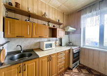 Продаж 3 кімнатної квартири (70/40/8), 6 пов. 9 пов. будинку