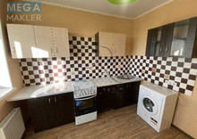 Продаж 2 кімнатної квартири (61/28/9), 23 пов. 24 пов. будинку