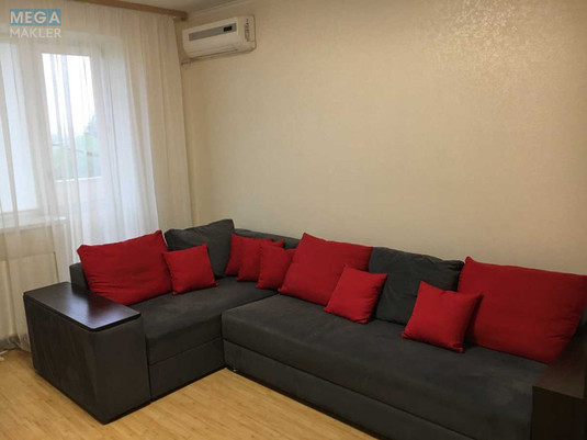 Продаж 1 кімнатної квартири (40/16/10), 4 пов. 10 пов. будинку, <a class="location-link" href="/sofievskaya-borshagovka/" title="Недвижимость Софіївська Борщагівка">Софіївська Борщагівка</a>, Соборна, 46 (изображение 1)