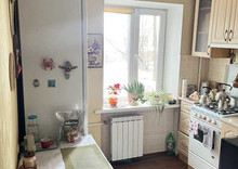 Продаж 2 кімнатної квартири (43/27/7), 2 пов. 5 пов. будинку