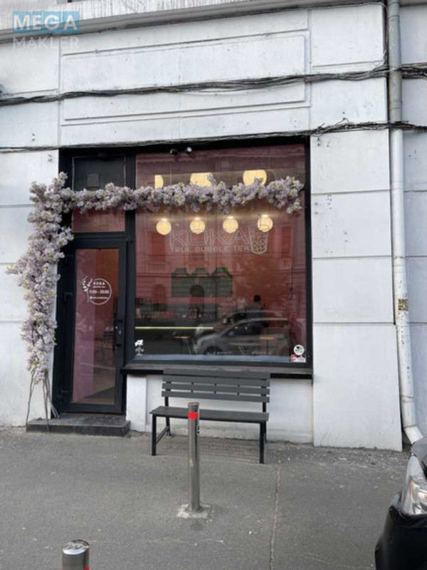 Продаж комерційної нерухомості, 37&nbsp;кв.м, под магазин, <a class="location-link" href="/kiev/" title="Недвижимость Київ">Київ</a>, <a class="location-link" href="/kiev/goloseevskij/" title="Недвижимость Голосіївський район">Голосіївський р-н</a>, Саксаганського вул., 58 (изображение 1)