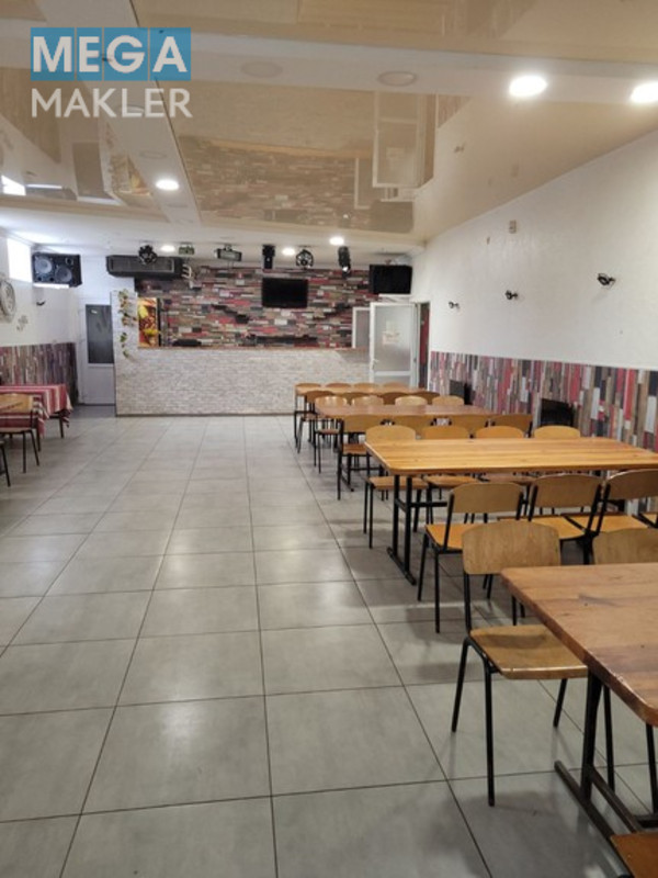 Оренда окремої будівлі/побудови, до&nbsp;200&nbsp;кв.м, свіжий ремонт, <a class="location-link" href="/dneprodzerzhinsk/" title="Недвижимость Кам'янське">Каменское</a>, <a class="location-link" href="/dneprodzerzhinsk/baglejskij/" title="Недвижимость Баглійський район">Баглійський р-н</a>, Центральная (изображение 1)