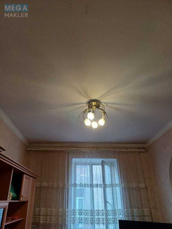 Продаж 5 кімнатної квартири (17/?/?), 2 пов. 3 пов. будинку, <a class="location-link" href="/odessa/" title="Недвижимость Одеса">Одеса</a>, <a class="location-link" href="/odessa/primorskij/" title="Недвижимость Приморський район">Приморський р-н</a>, СофиевскаяКонная (изображение 1)